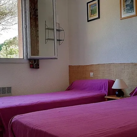 Villa Maison D'agde, 6 Pièces, 10 Personnes - Fr-1-423-193 *